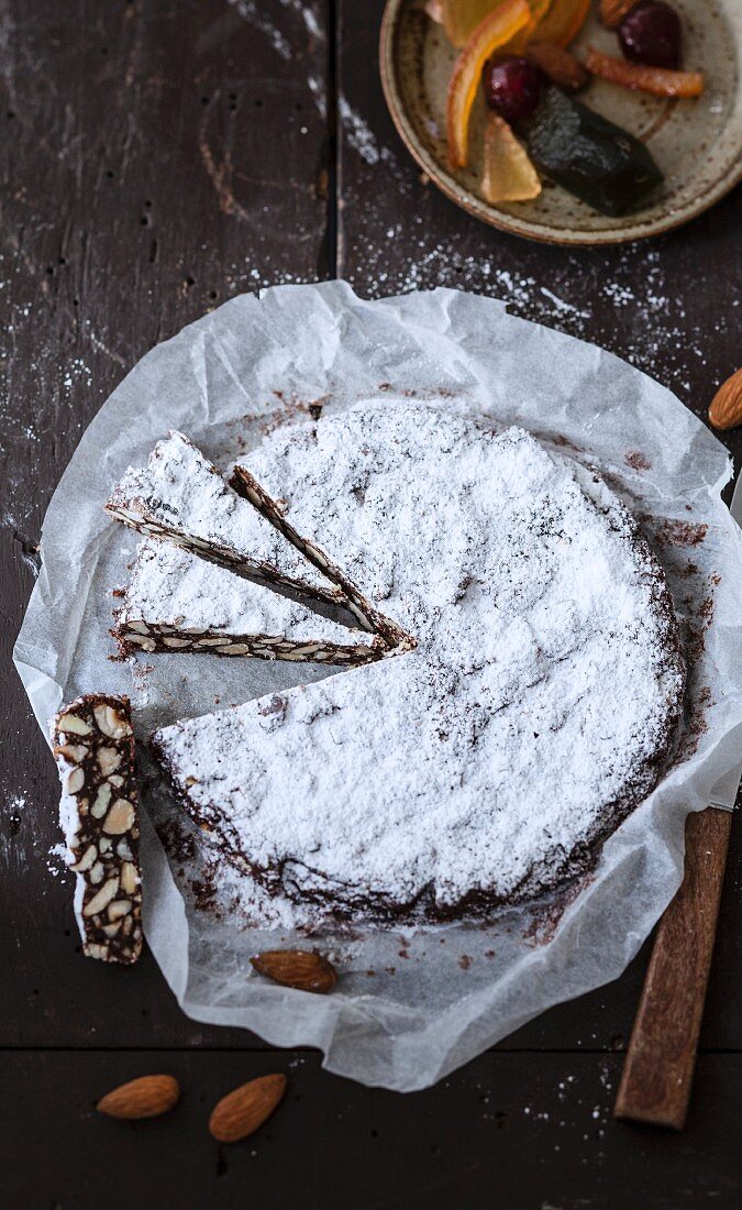 Panforte, canied and dried fruit spicy bread