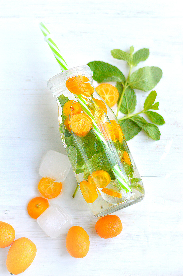 Kumquat and mint detox water