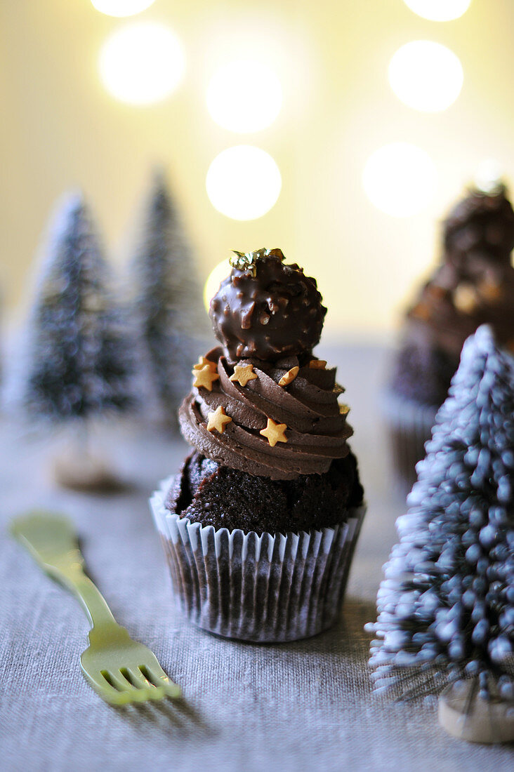 Mini Christmas Chocolate and Rock Cupcakes