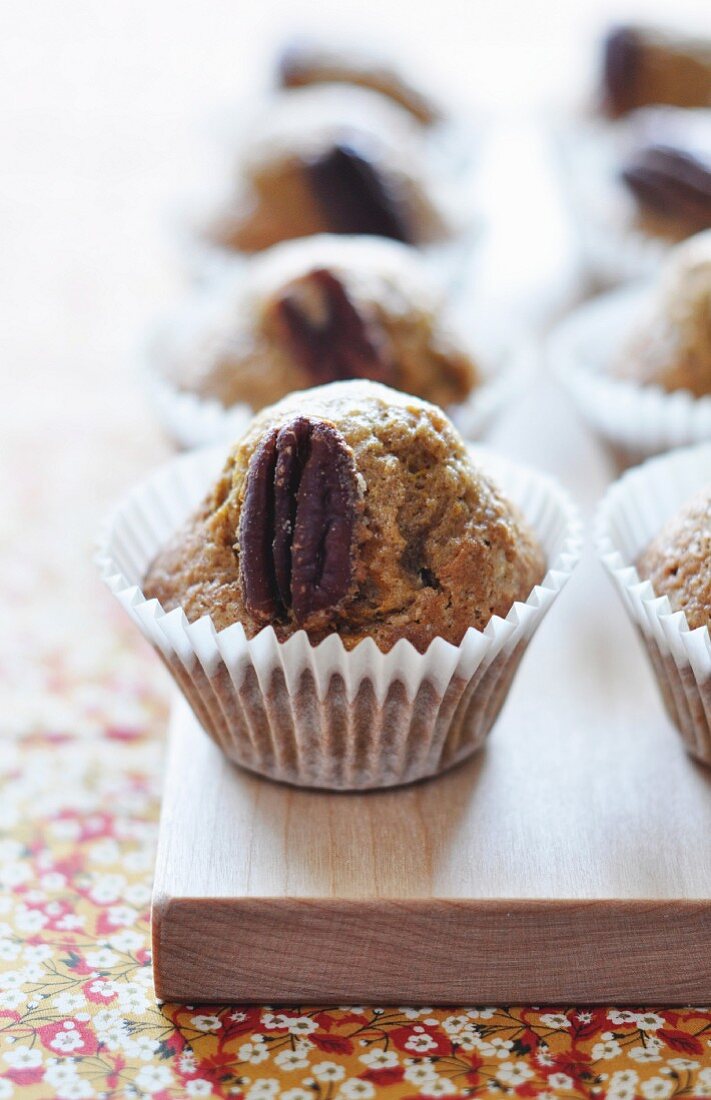 Kürbismuffins mit Pekannüssen