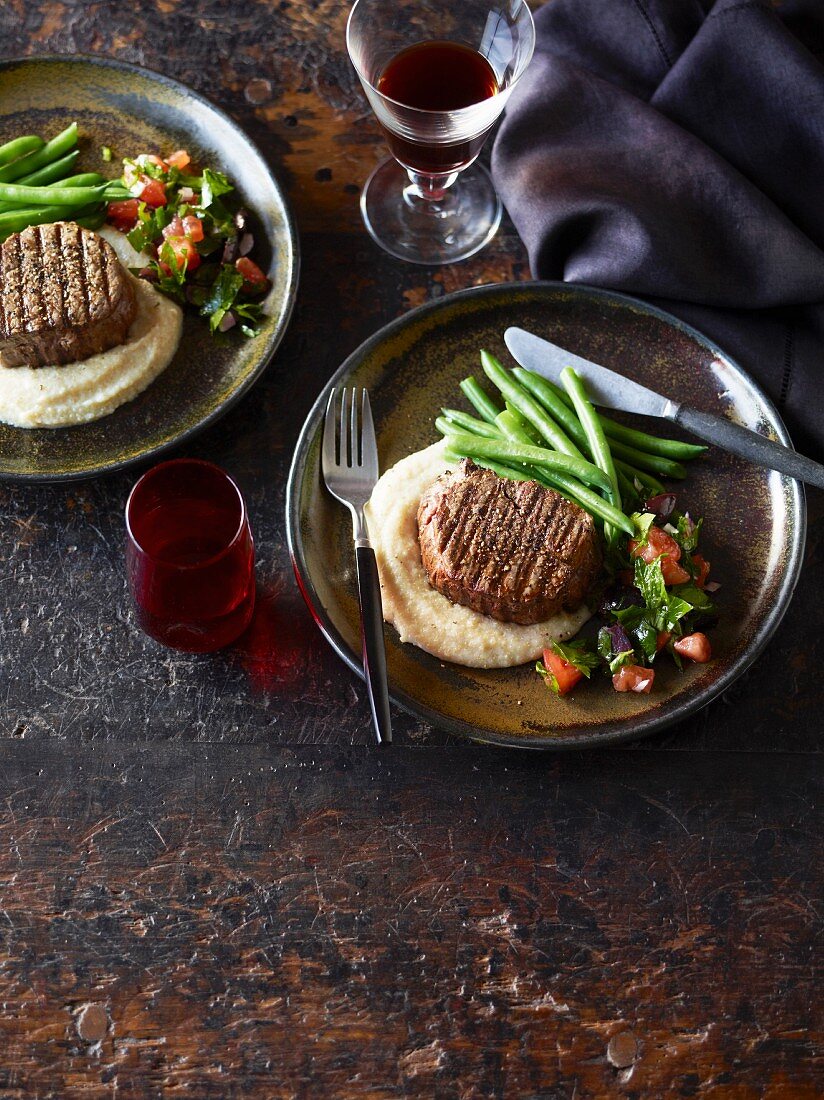 Beefsteak mit Pastinakenpüree und grünen Bohnen