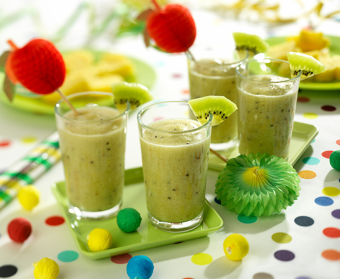 kiwi, green apple and banana smoothie