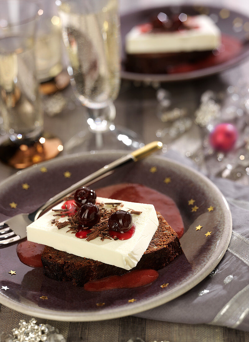 Black Forest-style pudding