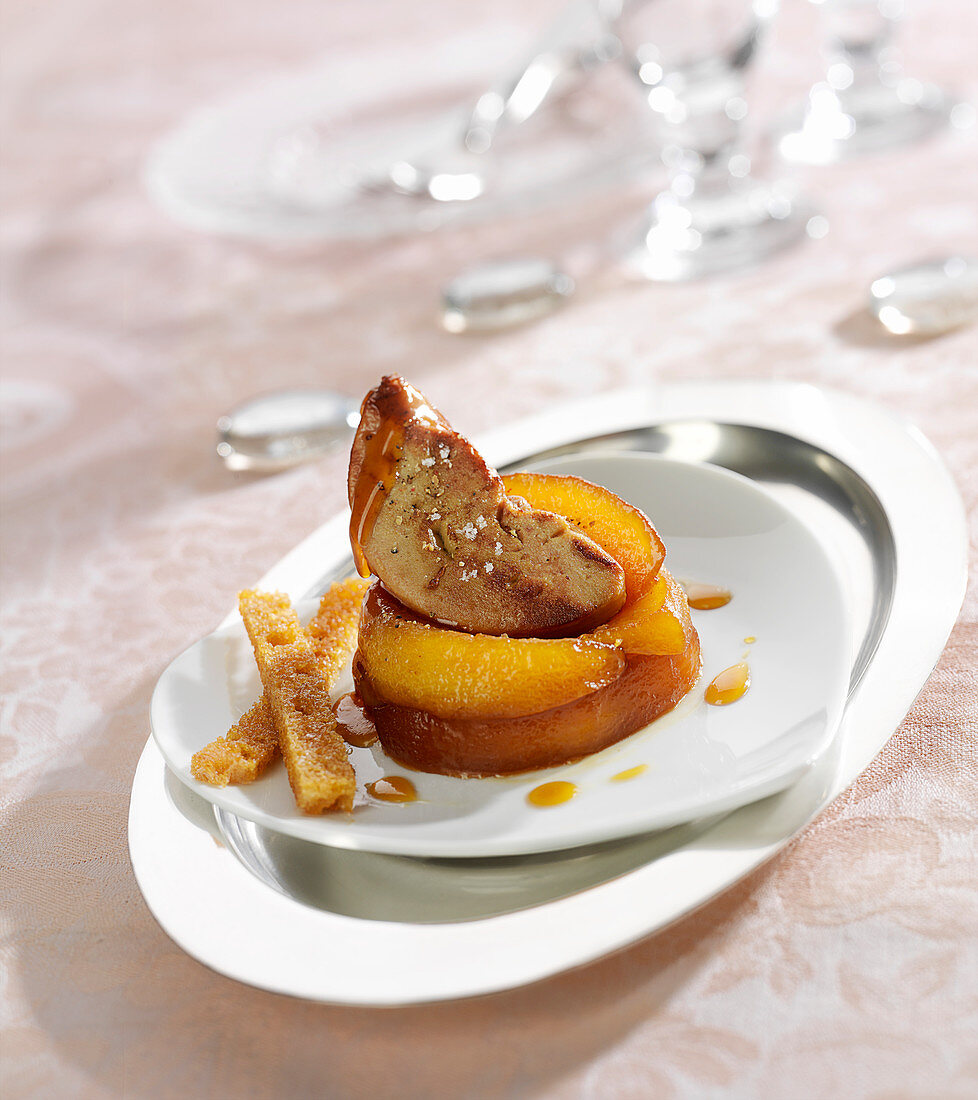 Pan-fried foie gras with caramelized apples and gingerbread