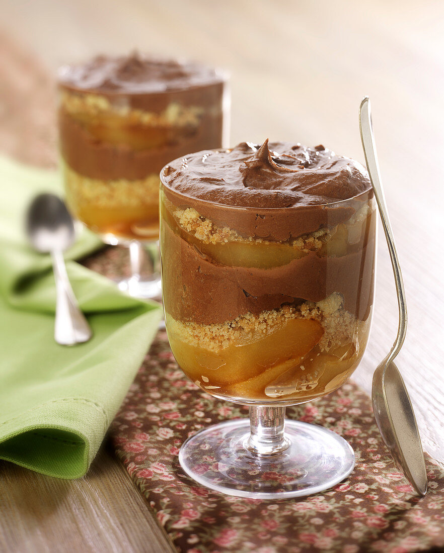 Pear and chocolate tiramisu