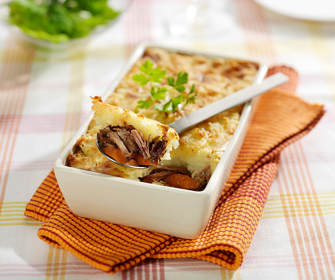 Parmentier mit Rindfleisch und Karotten