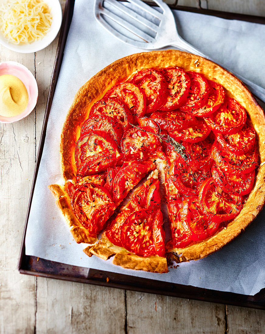Sliced tomato and thyme tart