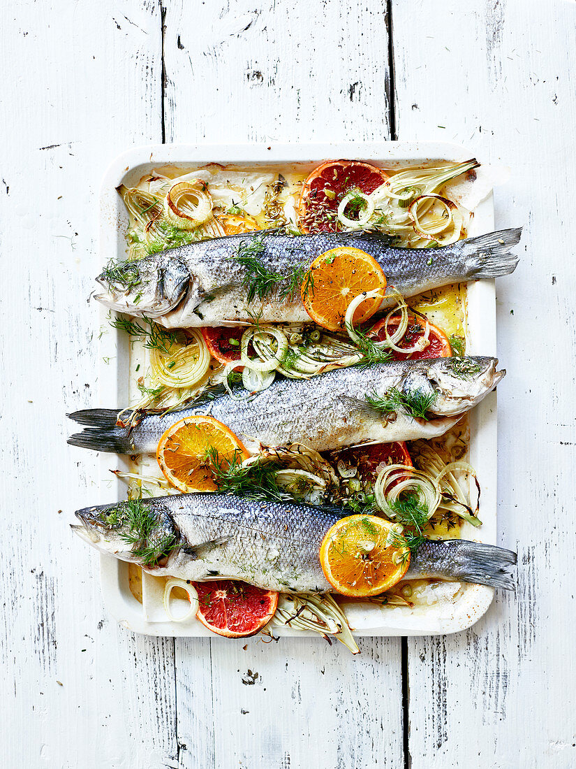 Bass with onions,citrus fruit and dill