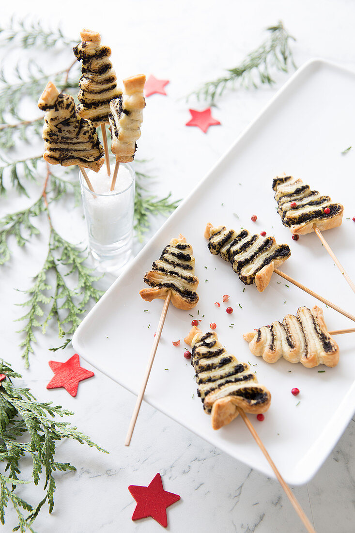 Mini Tapenade Flaky Pastry Christmas Trees