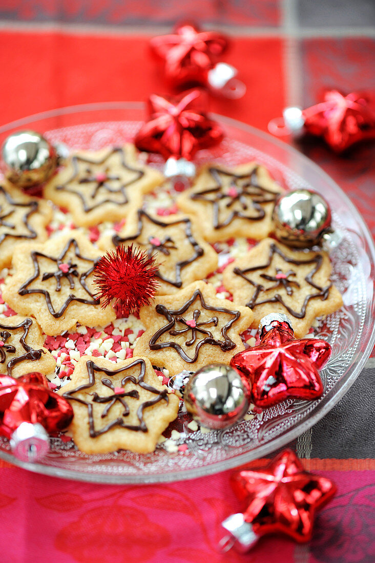 Small Chocolate Shortbread Stars