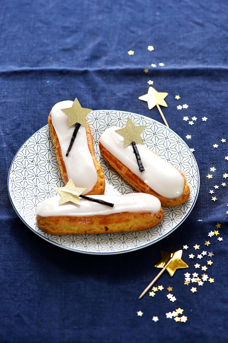 Weihnachtliche Eclairs (Liebesknochen, Frankreich) mit Vanille