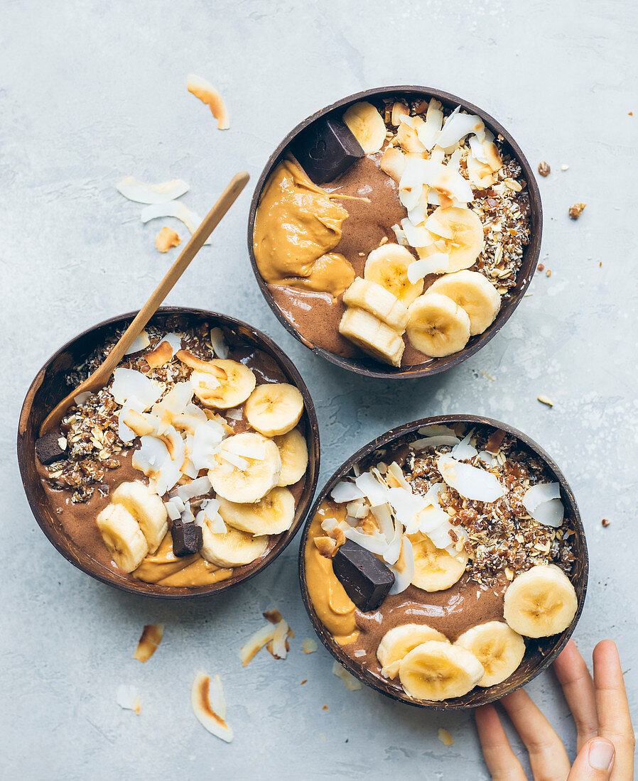 Chocolate,banana and toffee smoothie bowl