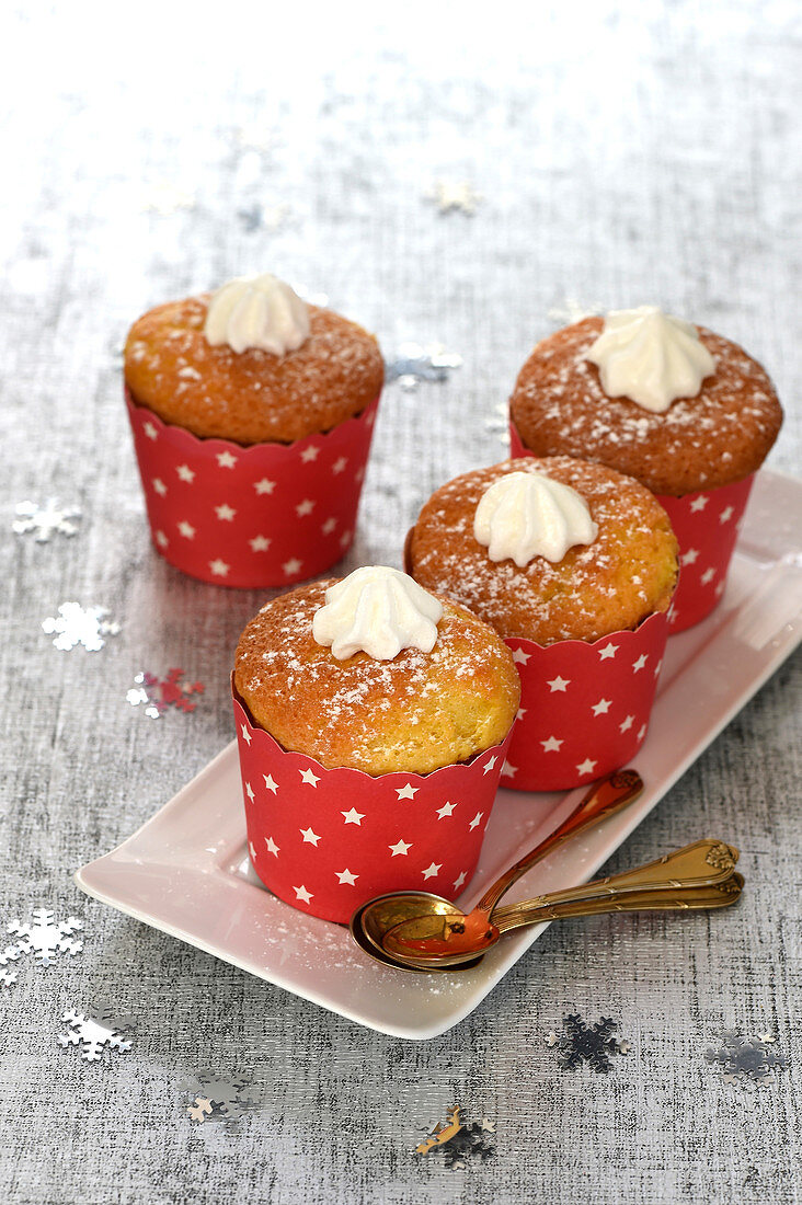 Coconut-passionfruit muffins