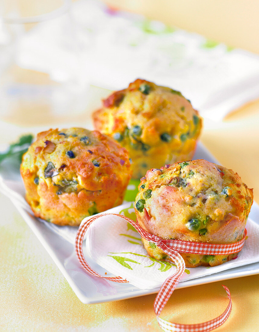 Pea,onion and curry savoury muffins