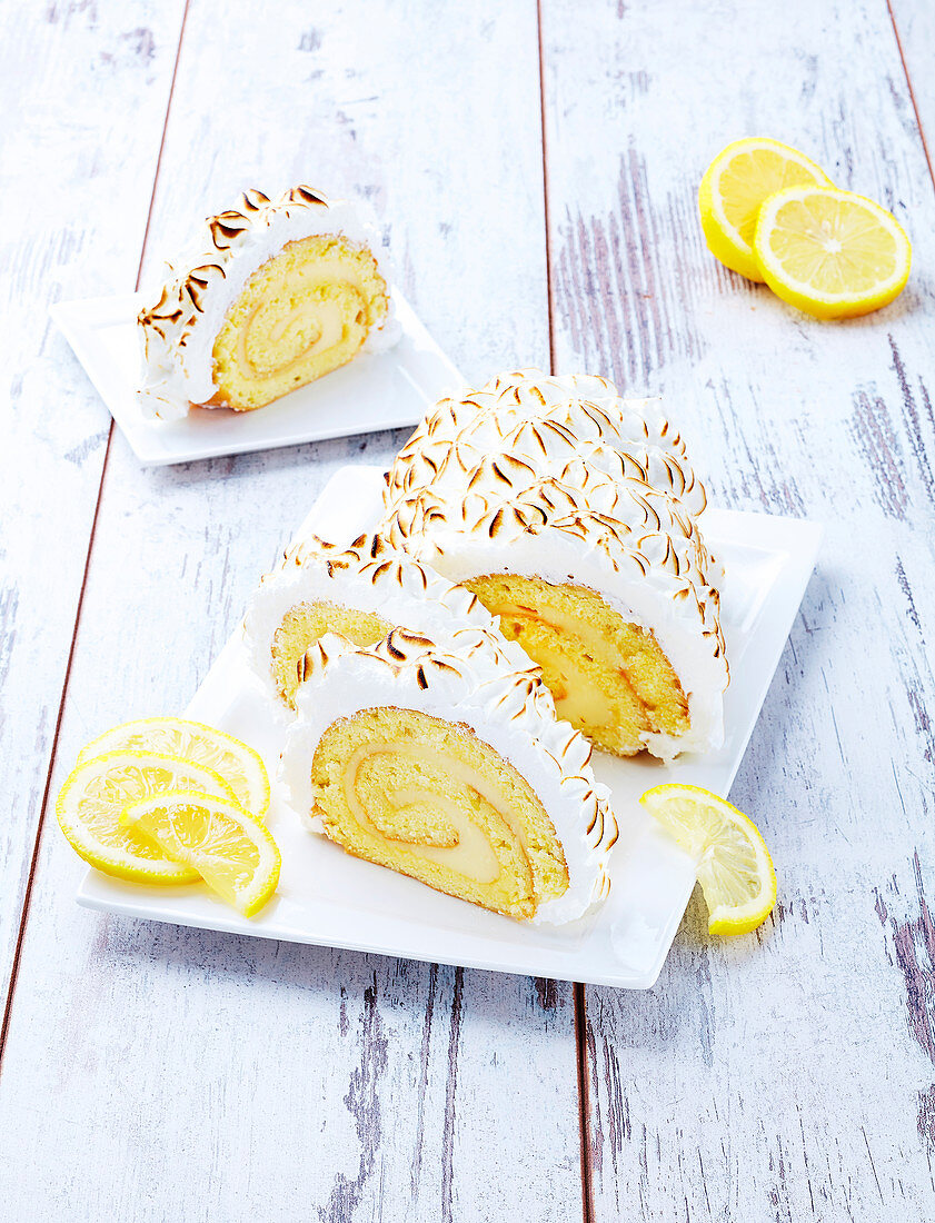 Lactose-free and butter-free lemon log