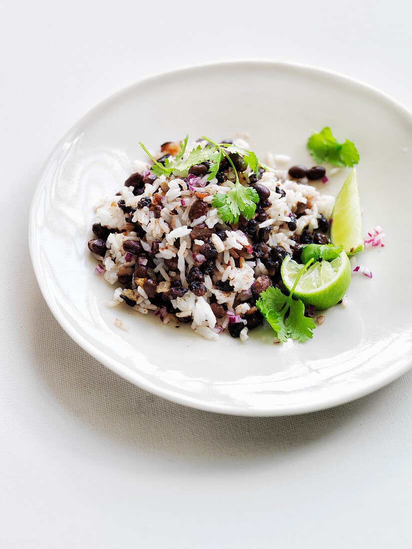Gallo pinto, rice with black beans