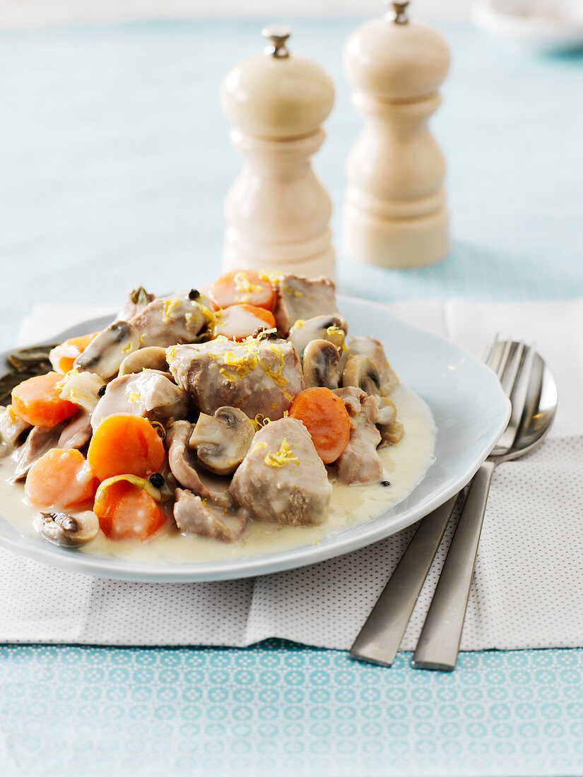 Blanquette de veau (Traditionelles Kalbsfrikassee, Frankreich)