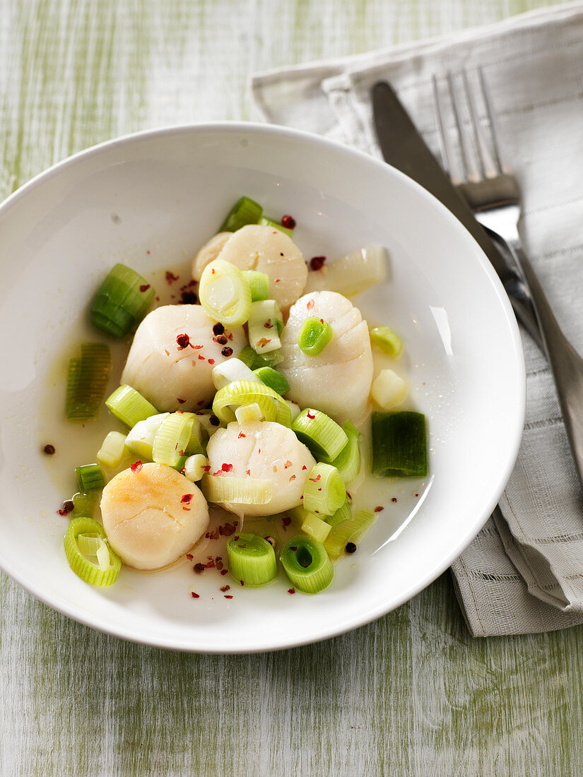 Scallops With Leeks And Pink Peppercorns