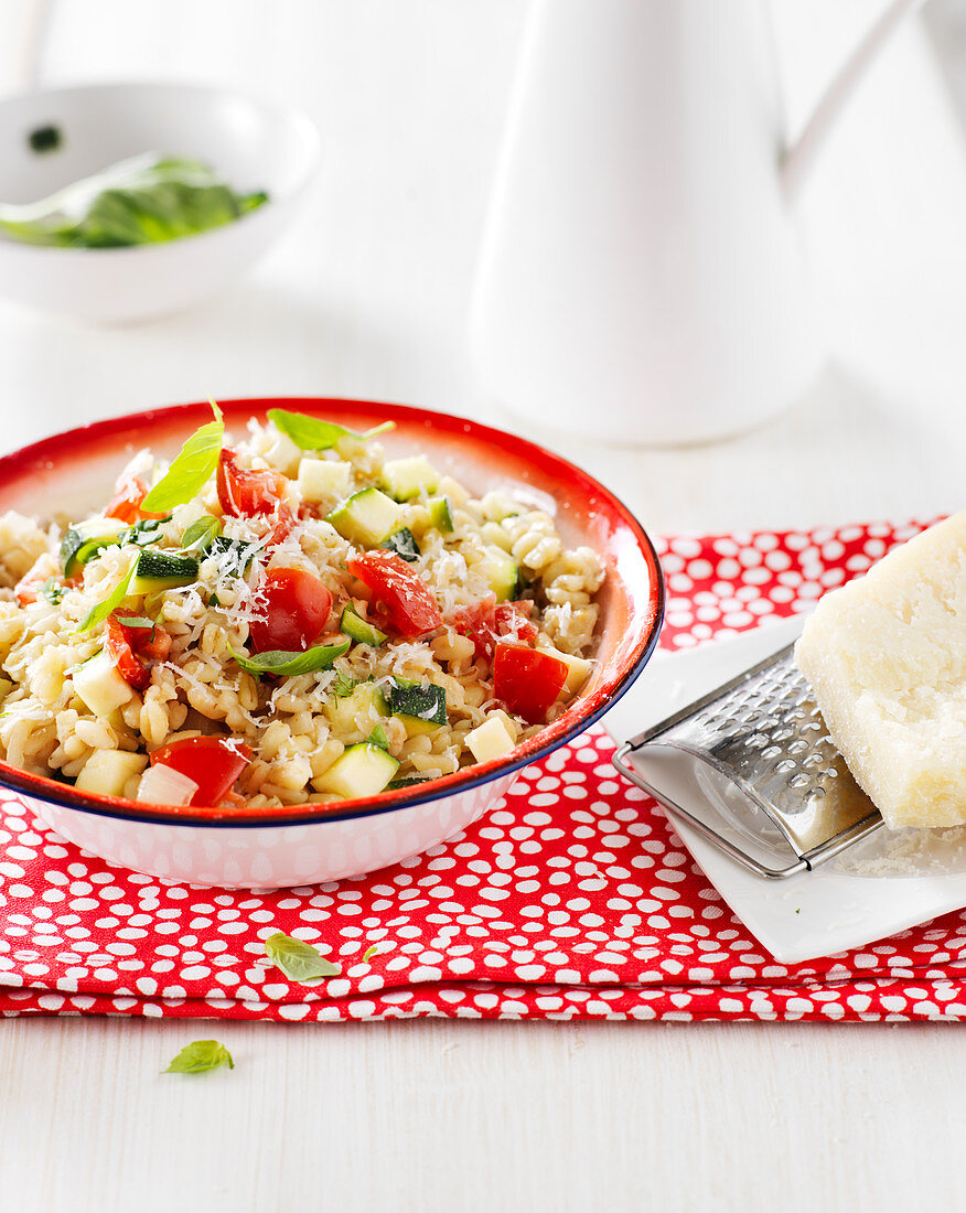 Wheat,Courgette,Tomato And Cheese Salad