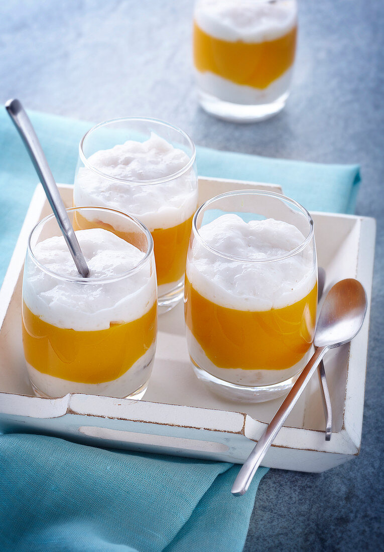 Mango-Trifle