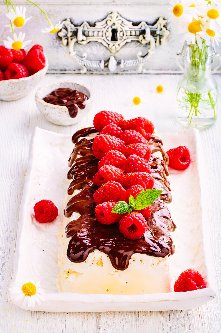 Semifreddo with chocolate and raspberries