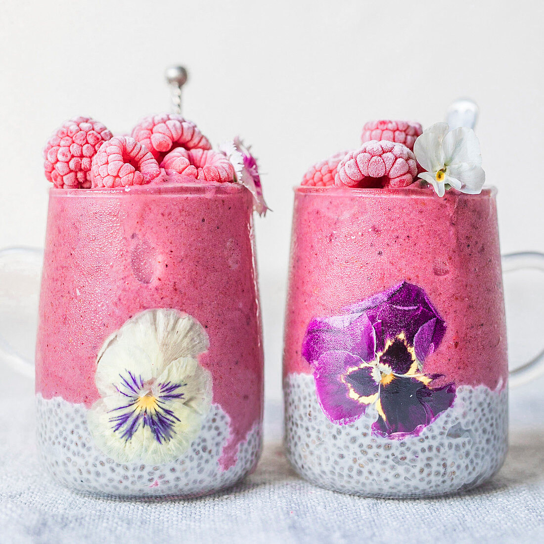 Forest berry smoothie cups