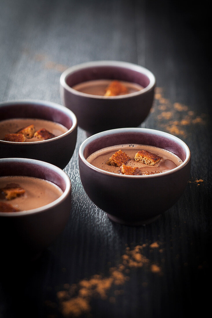 Chocolate and gingerbread soup