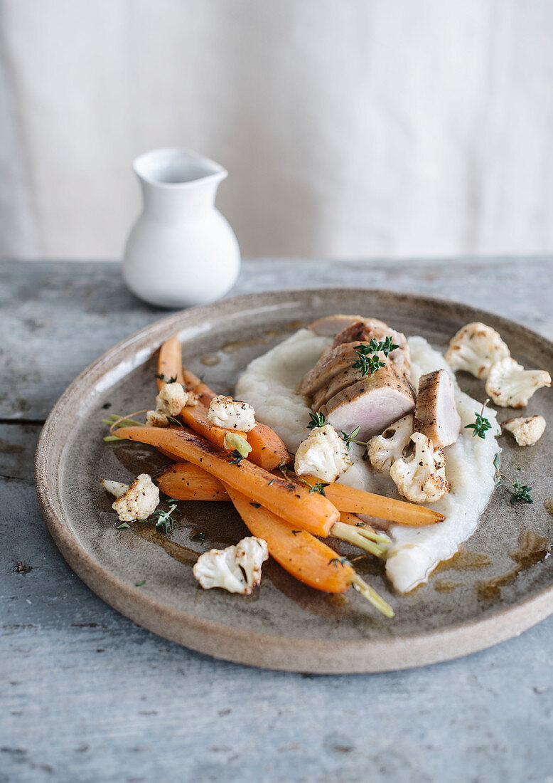 Pork fillet with cauliflower puree and carrots