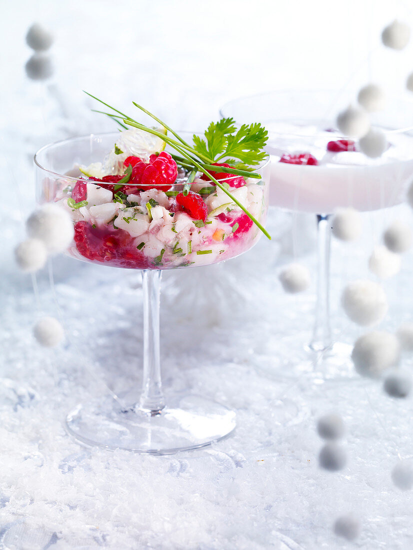 Festive scallop tartare with strawberries