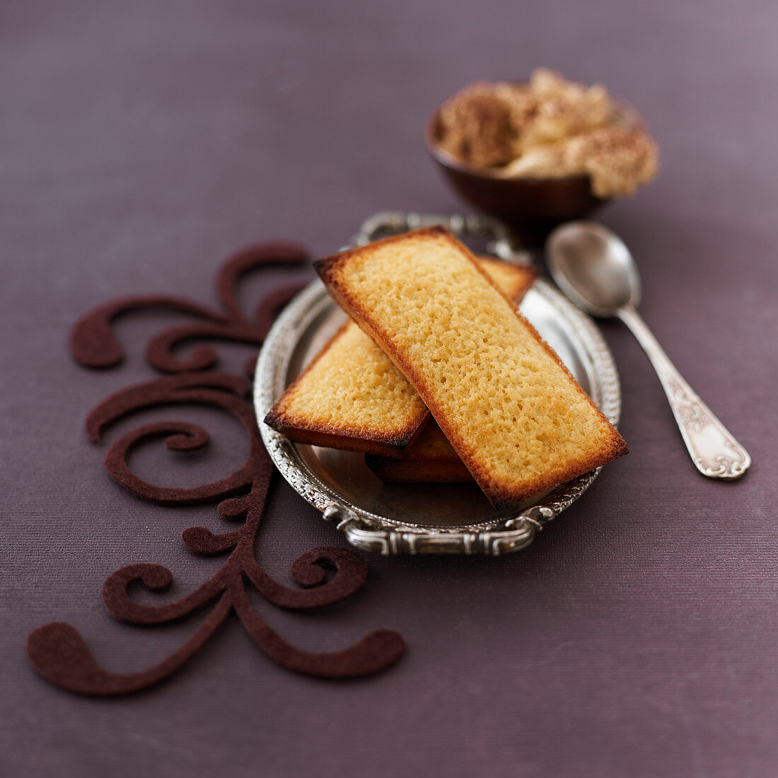 Financiers with tiramisu cream