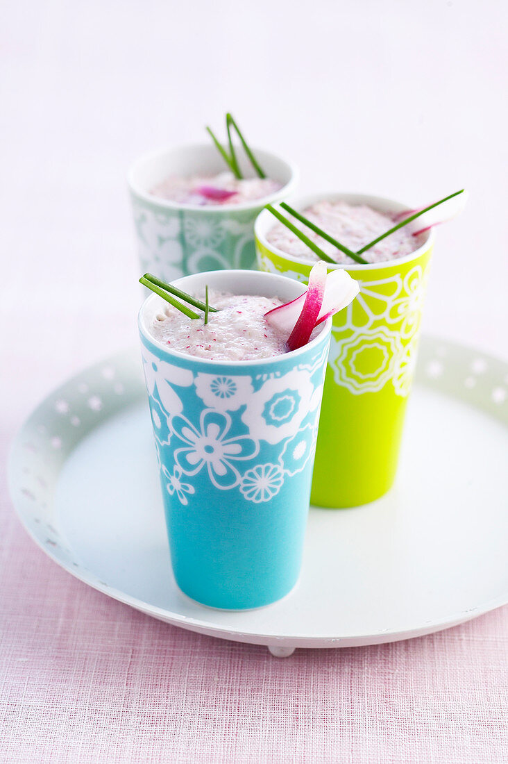 Cucumber and radish smoothies