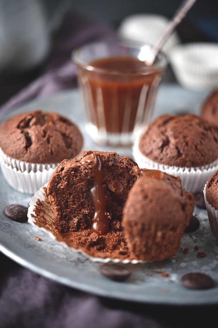 Chocolate muffins with a liquid toffee centre