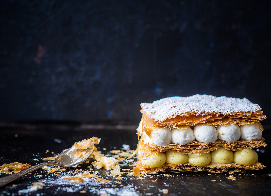 Mille feuille mit zweierlei Creme