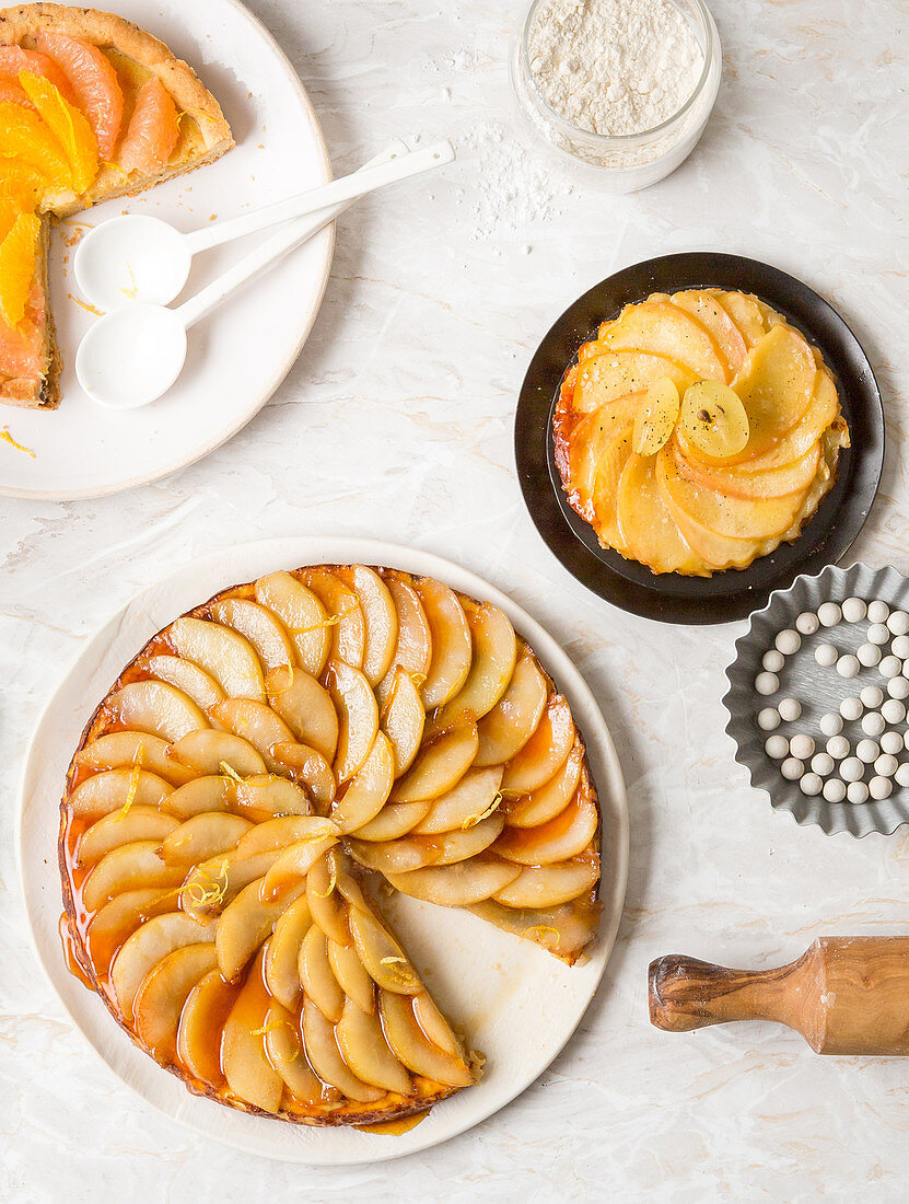 Swirl cake with various fruits