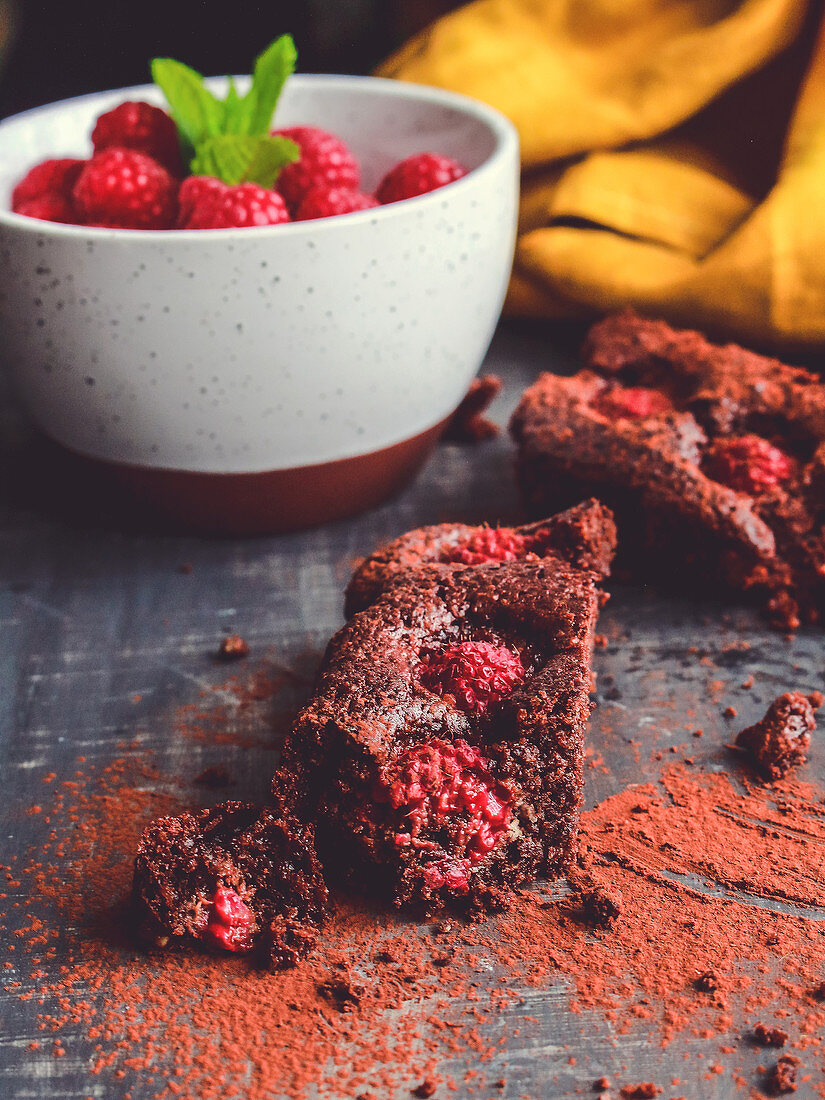 Brownies with raspberries