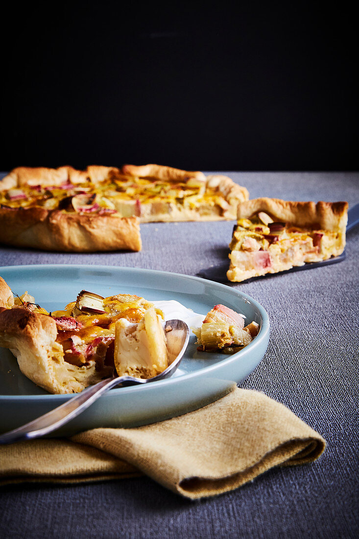 Rhubarb pie