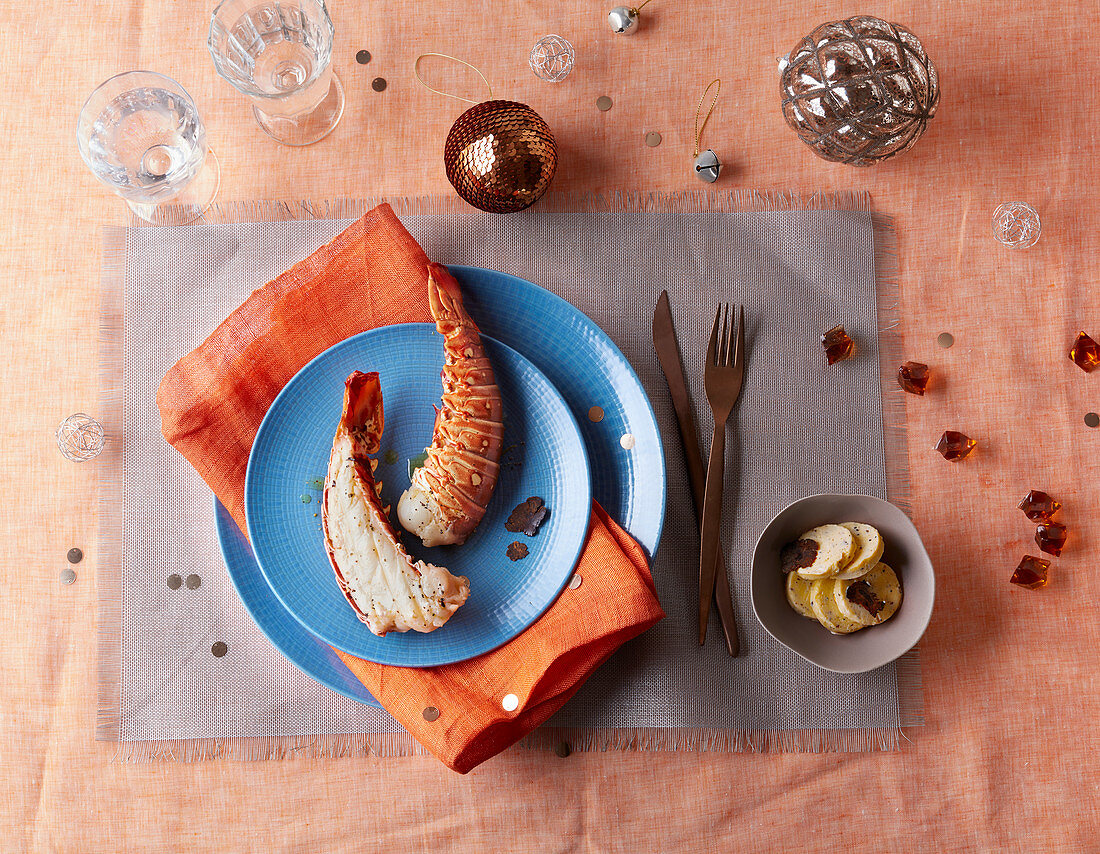Oven-grilled langoustine tails with truffle butter (Christmas)