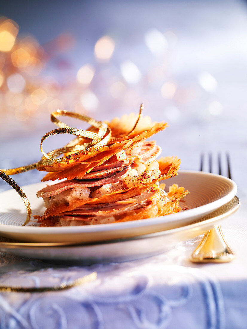 Weihnachtliches Mille-feuille mit Gänsestopfleber