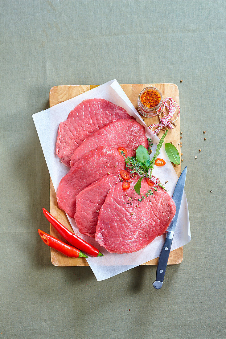 Raw beef fillets