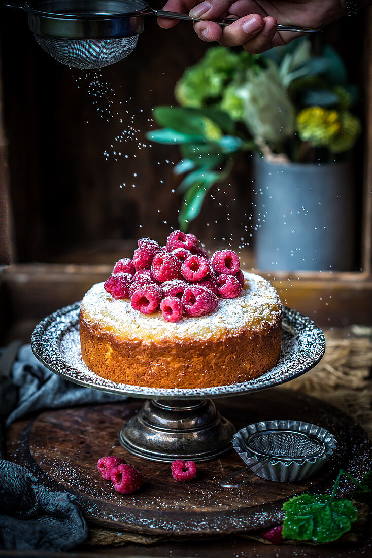 Egg-less vanilla cake with fresh raspberries
