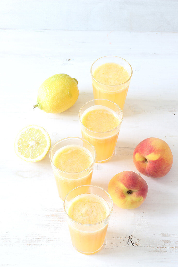 Peach and lemon juice