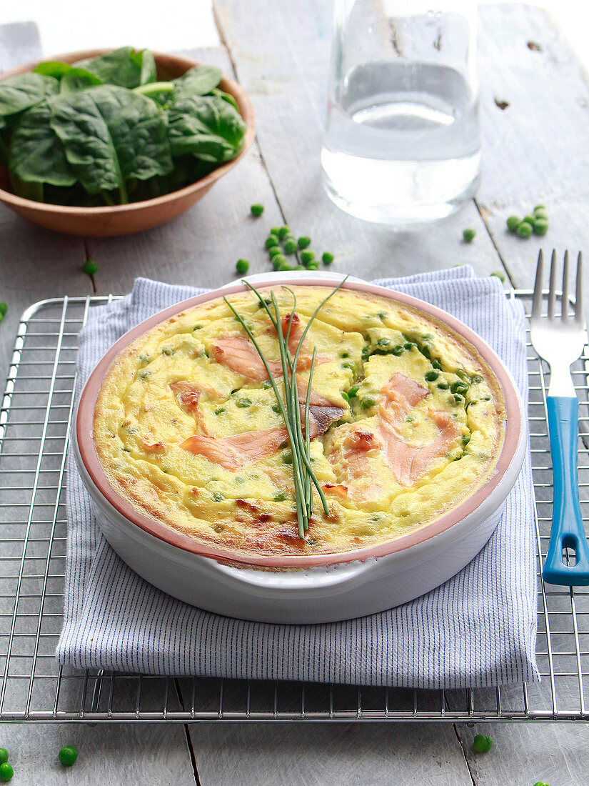 Quiche with smoked salmon and peas