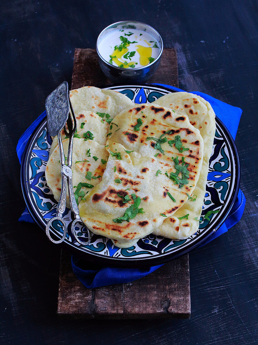 Naan bread with cheese (India)