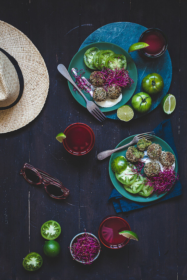 Falafel with green tomatoes