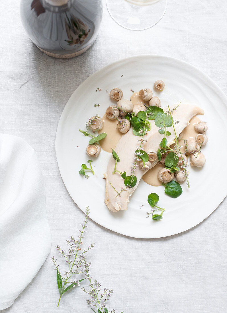 Bresse chicken breast with mushrooms and champagne sauce