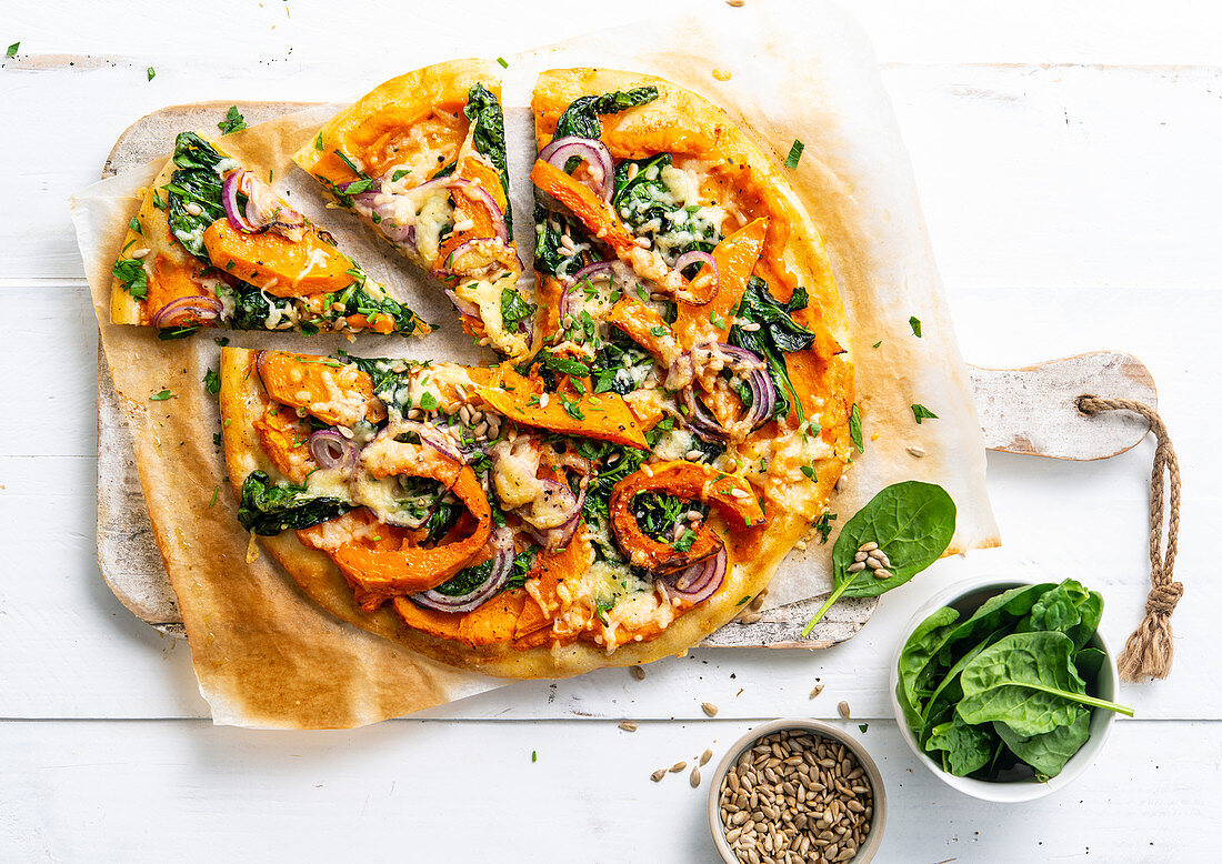 Pumpkin pizza with spinach