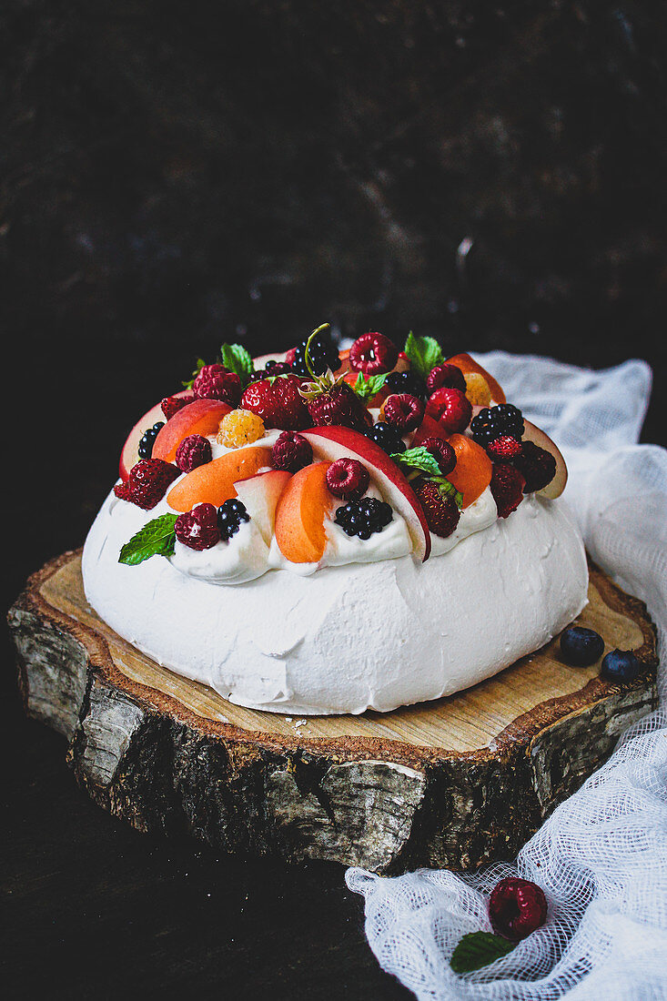 Pavlova with summer fruits