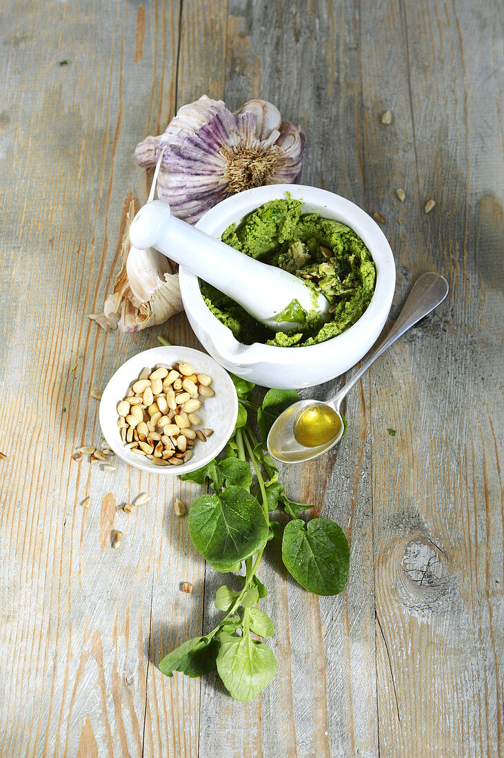 Watercress pesto with pine nuts, garlic and sunflower oil