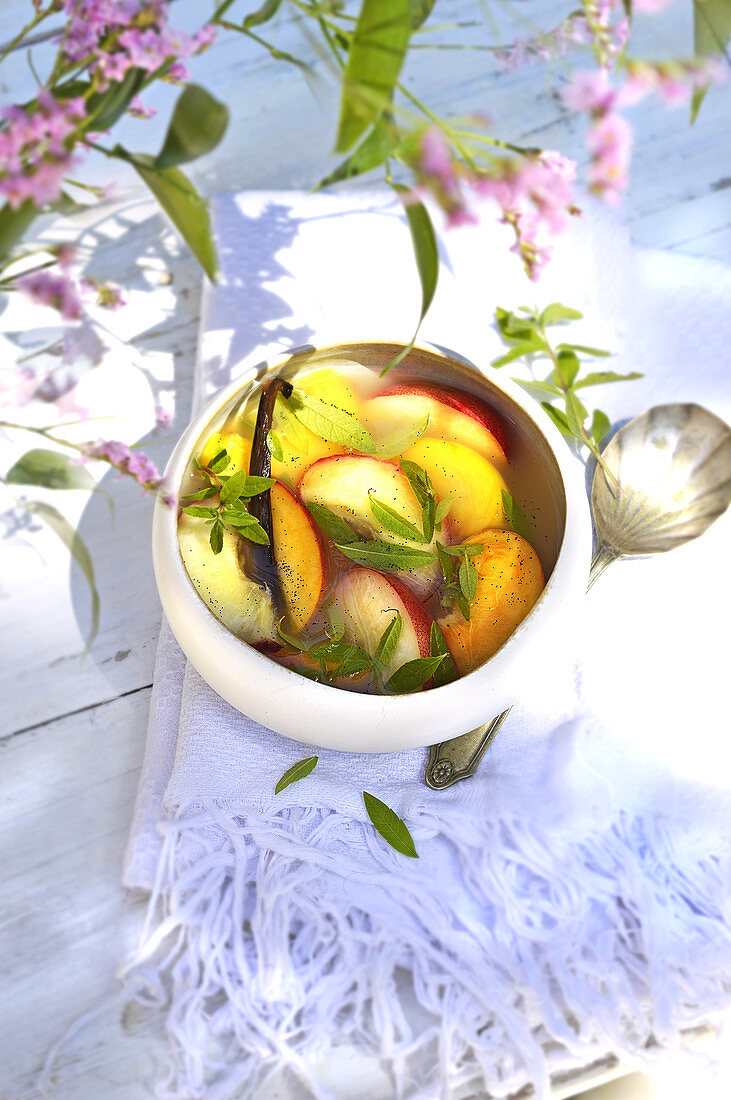 Soup with peaches and nectarines, verbena and vanilla