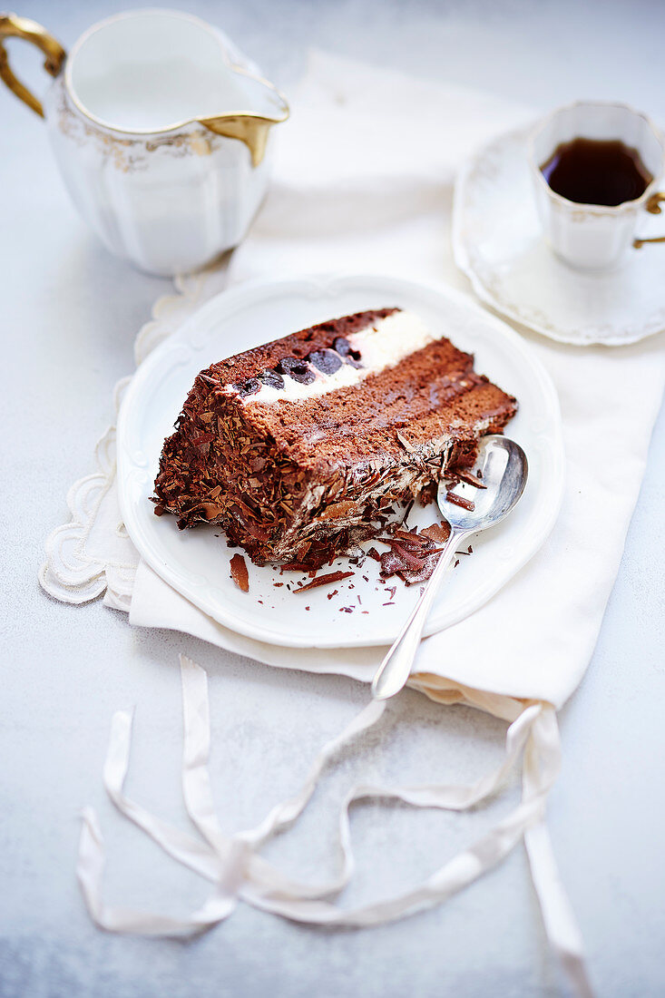 Ein Stück Schwarzwälder Kirschtorte